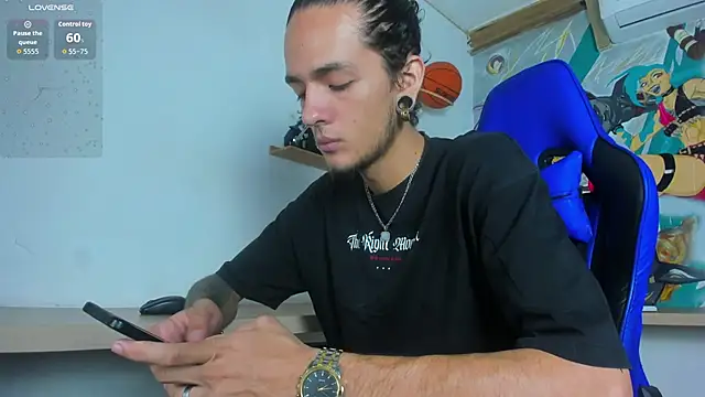 Skinny Mac online show from May 2026 12:42:01 PM