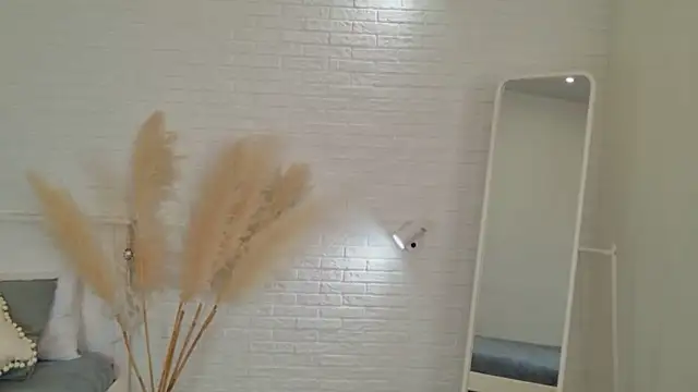 Sabrina Roose online show from April 2026 01:27:01 PM