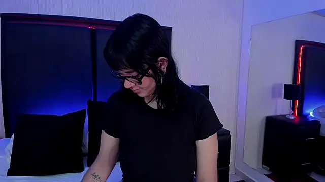LilithBluum online show from May 2026 11:16:01 AM