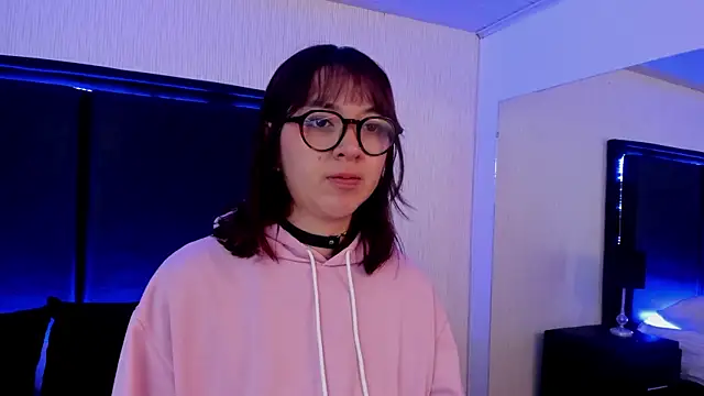 LilithBluum online show from April 2026 11:28:02 AM