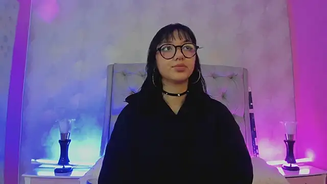 LilithBluum online show from June 2026 12:32:01 PM
