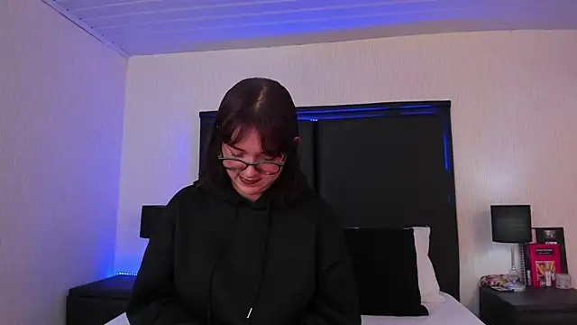 LilithBluum online show from March 2026 11:32:01 AM