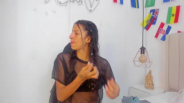Abril Castroo online show from July 2026 12:02:01 PM