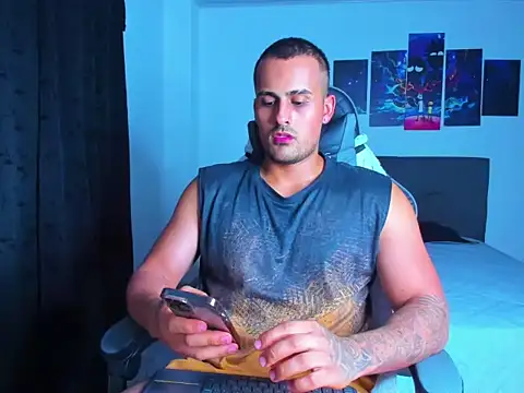 Steve Dennis online show from April 2026 02:02:01 AM