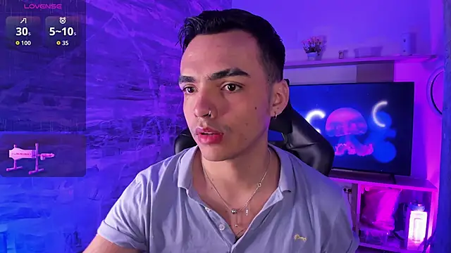 NicoKinggs  online show from March 2026 01:10:02 PM