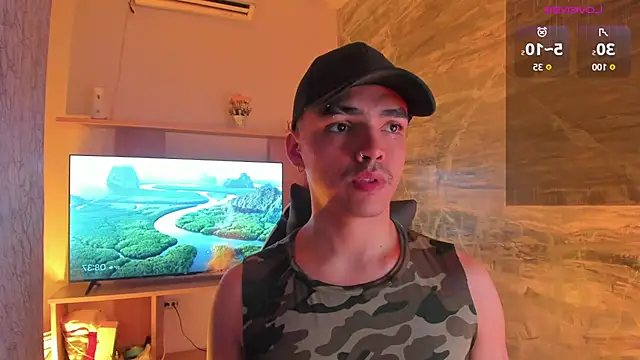 NicoKinggs  online show from April 2026 01:38:02 PM