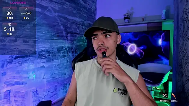 NicoKinggs  online show from March 2026 12:53:02 PM