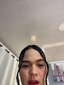 Bella-Ferrer online show from March 2026 06:52:02 PM