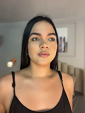 Bella-Ferrer online show from April 2026 06:13:02 PM