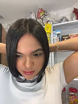 Bella-Ferrer online show from July 2026 05:46:01 PM