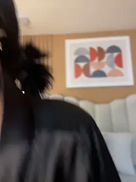 Bella-Ferrer online show from April 2026 06:44:02 PM