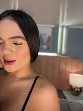 Bella-Ferrer online show from April 2026 06:26:01 PM