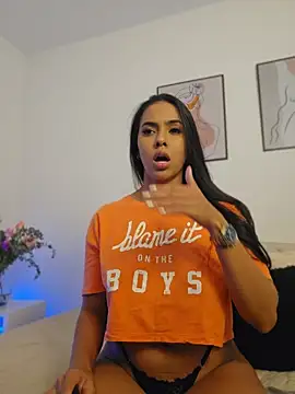 Victoria Evanss online show from July 2026 09:32:01 PM