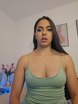 Snapshot of Victoria_Evanss chatting on May 2026 10:17:01 PM Victoria Evanss online show from May 2026 10:17:01 PM