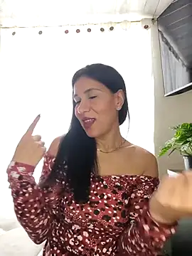 Camillemonroe  online show from May 2026 12:30:01 PM