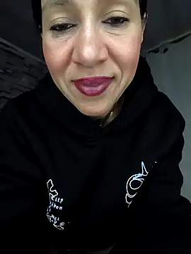 Camillemonroe  online show from May 2026 07:45:01 AM