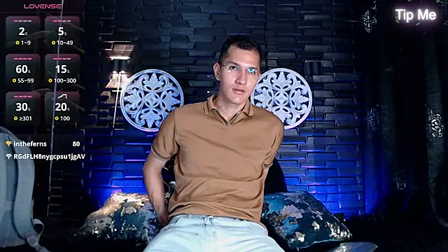 MilanDavid1 online show from April 2026 05:40:01 PM