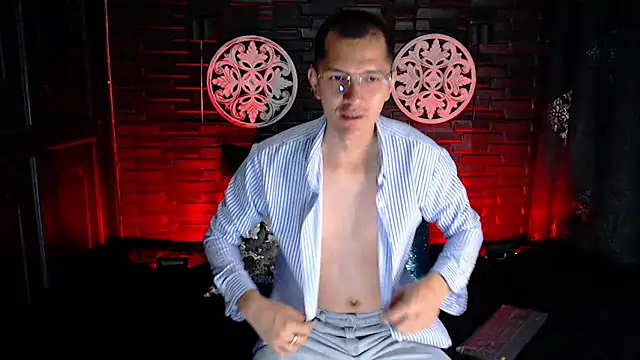 MilanDavid1 online show from April 2026 05:25:01 PM