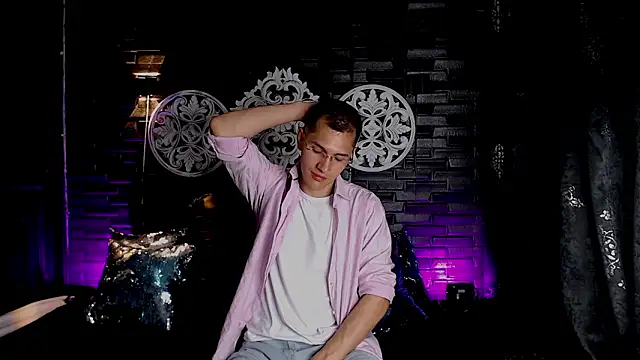 MilanDavid1 online show from March 2026 05:36:02 PM