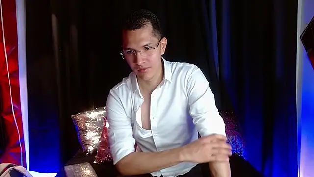 MilanDavid1 online show from April 2026 05:26:01 PM