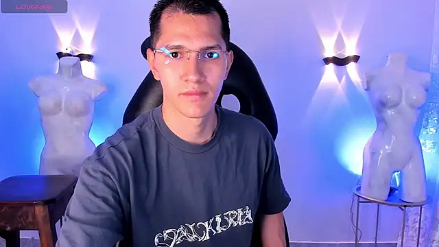 MilanDavid1 online show from March 2026 05:26:02 PM