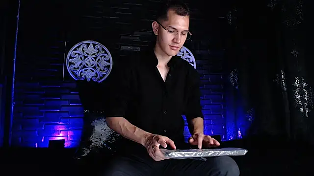 MilanDavid1 online show from April 2026 05:42:01 PM