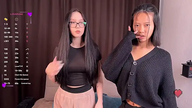 MadnessQueen online show from April 2026 08:36:02 PM