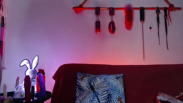 RedWidowCol online show from March 2026 06:20:01 PM
