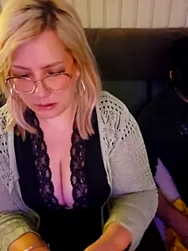 LexySaint online show from October 2025 04:21:02 PM