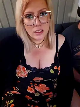 LexySaint online show from September 2025 06:18:02 PM