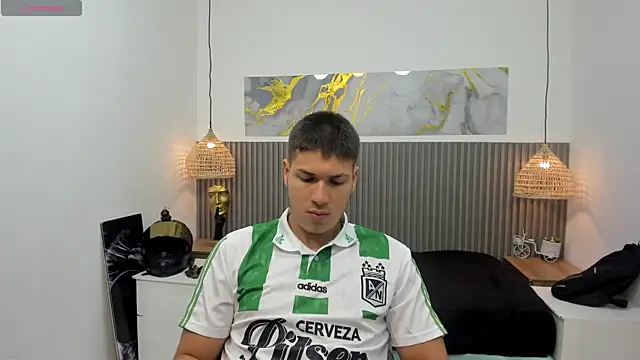 AlessandroFranco online show from May 2026 01:36:02 PM