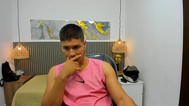AlessandroFranco online show from June 2026 01:27:01 PM