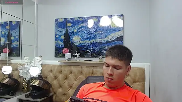 AlessandroFranco online show from May 2026 01:29:01 PM