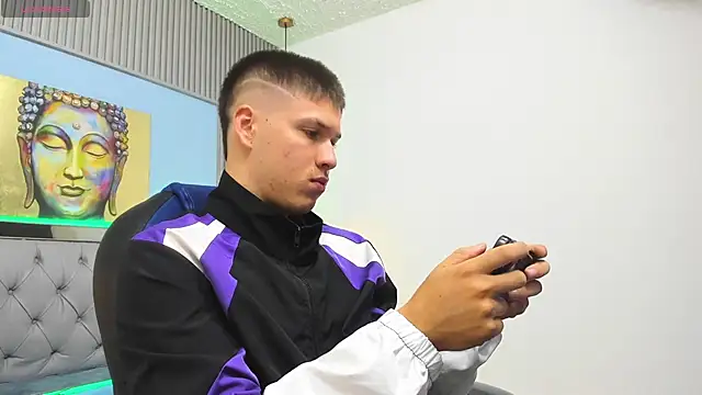 AlessandroFranco online show from June 2026 01:38:02 PM