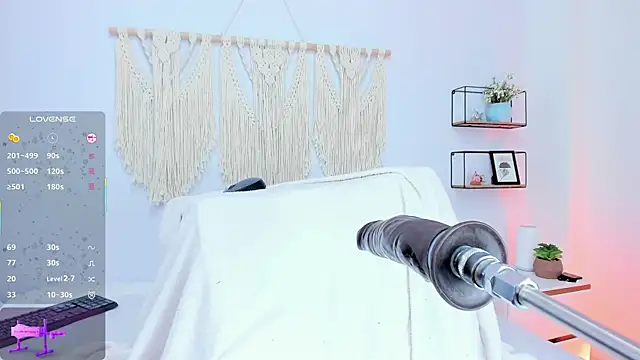 alexaa lovely online show from April 2026 02:23:02 PM