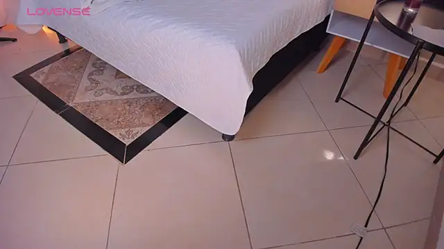 nova silk online show from April 2026 08:21:01 PM