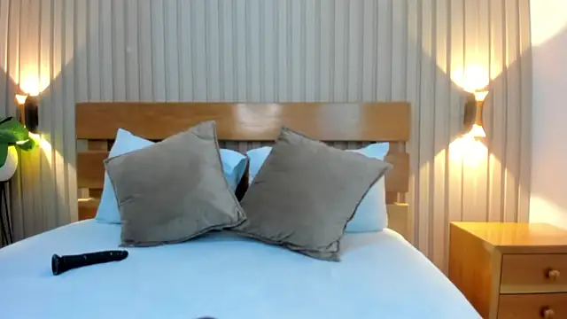 zakia grundy online show from April 2026 08:24:02 PM