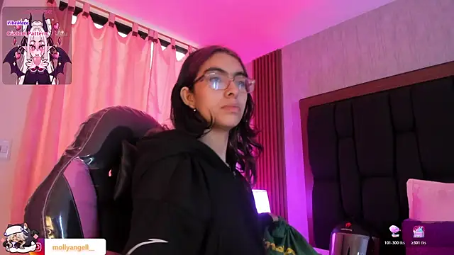 Molly A online show from July 2026 03:02:02 PM