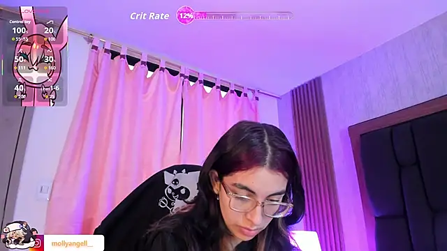 Molly A online show from May 2026 03:06:02 PM