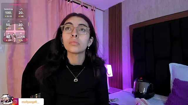 Molly A online show from June 2026 02:34:01 PM