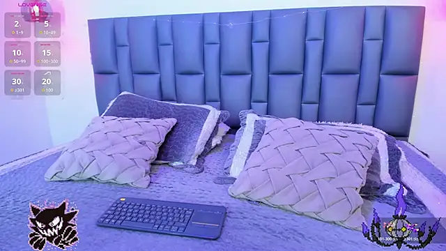 Lumiere-Eclipse online show from April 2026 07:50:02 PM