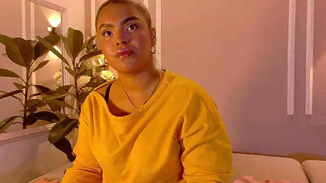 Snapshot of ZoeyMonroe_ chatting on July 2026 03:02:02 AM ZoeyMonroe online show from July 2026 03:02:02 AM