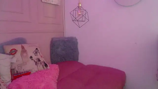 zoe  baker online show from April 2026 04:03:01 PM