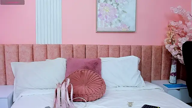 Skarlet Kiss online show from April 2026 06:31:02 PM