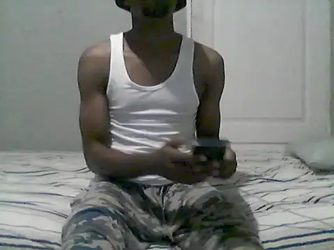 Snapshot of TreySavvy chatting on June 2026 11:21:01 PM TreySavvy online show from June 2026 11:21:01 PM