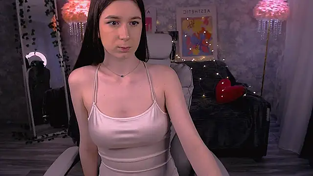 EmyHarrington online show from March 2026 12:51:02 PM