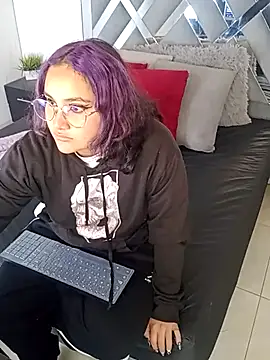 Liily Foxxy online show from April 2026 10:44:02 AM