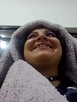 Liily Foxxy online show from April 2026 10:44:01 AM