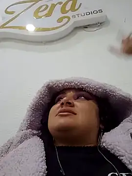 Liily Foxxy online show from April 2026 10:41:02 AM