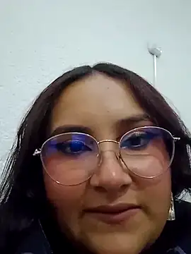 Liily Foxxy online show from March 2026 10:28:01 AM